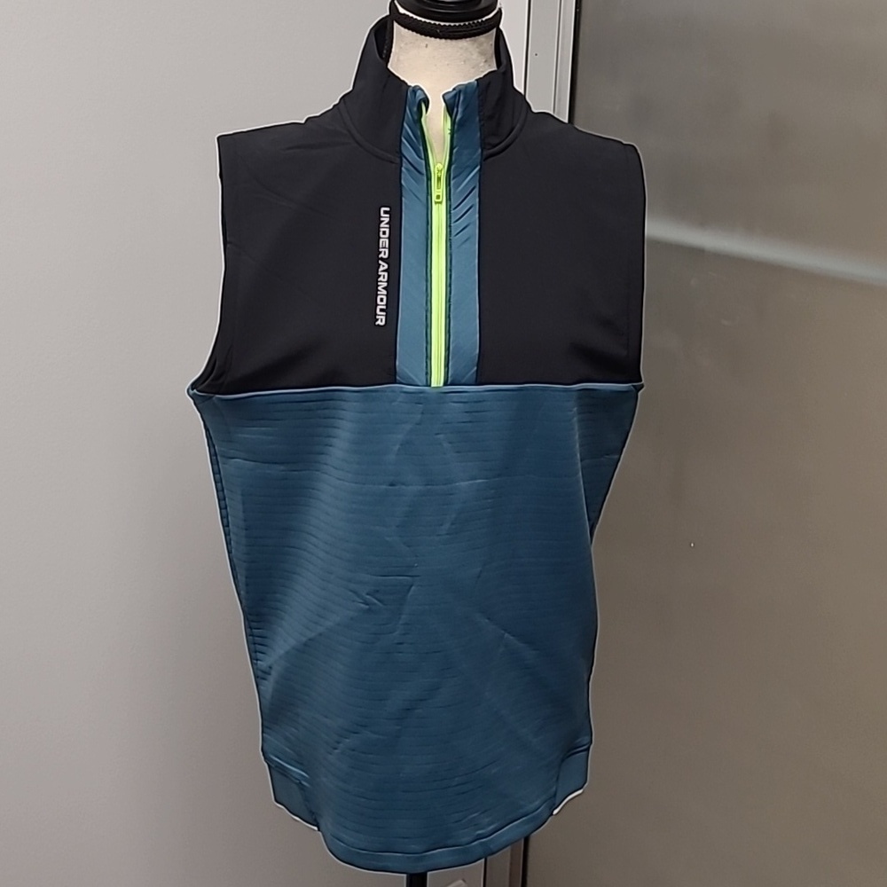 Under Armour Size S Blue/Black 1/4 Zip Golf Vest